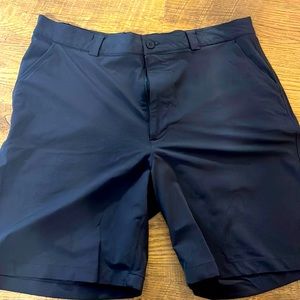 Under Armour golf shorts- black